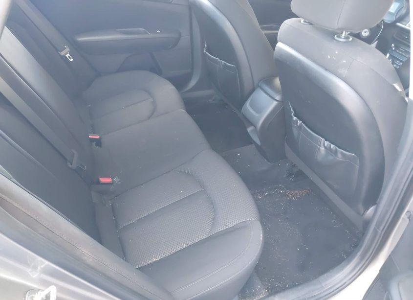 Photo 8 of 2018 Kia Optima LX (VIN 5XXGT4L34JG251557)