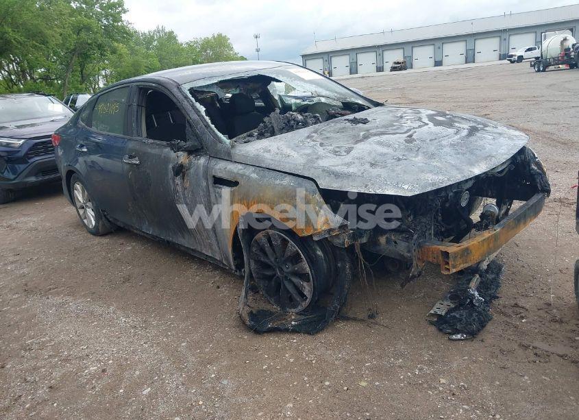 2018 Kia Optima LX (VIN 5XXGT4L34JG257715) main photo