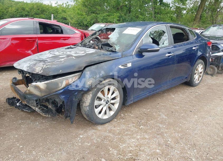 Photo 2 of 2018 Kia Optima LX (VIN 5XXGT4L34JG257715)