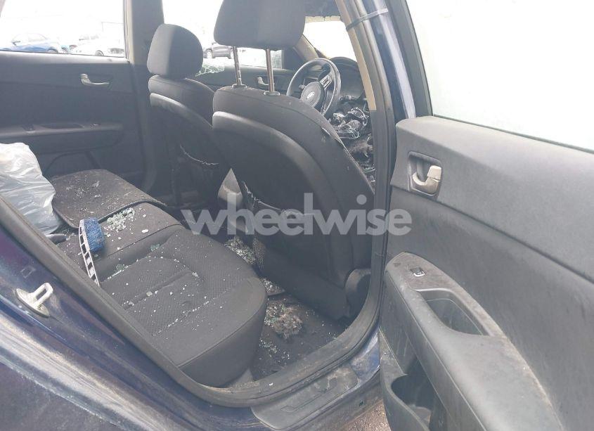 Photo 8 of 2018 Kia Optima LX (VIN 5XXGT4L34JG257715)