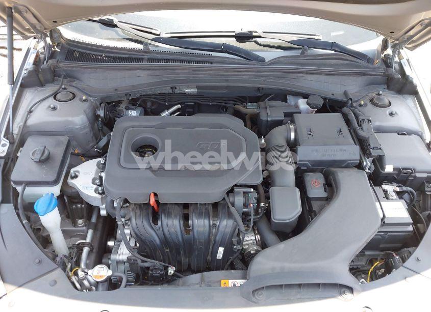 Photo 10 of 2018 Kia Optima LX (VIN 5XXGT4L34JG266575)