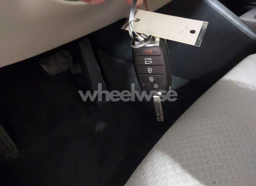 Photo 11 of 2018 Kia Optima LX (VIN 5XXGT4L34JG268326)