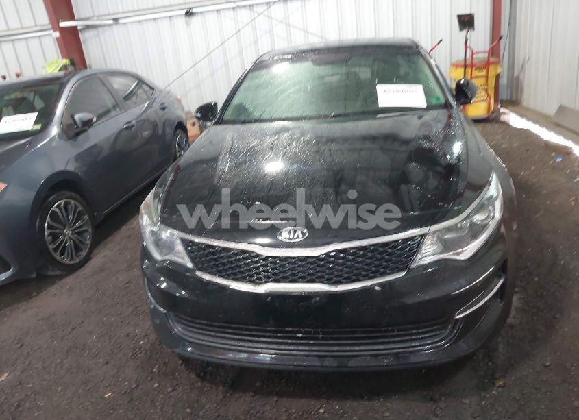 Photo 12 of 2018 Kia Optima LX (VIN 5XXGT4L34JG268326)