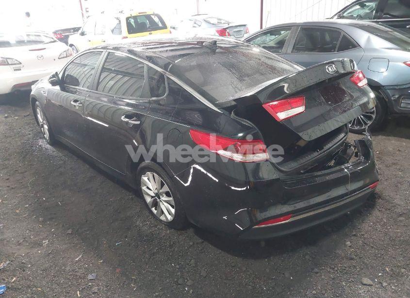 Photo 3 of 2018 Kia Optima LX (VIN 5XXGT4L34JG268326)