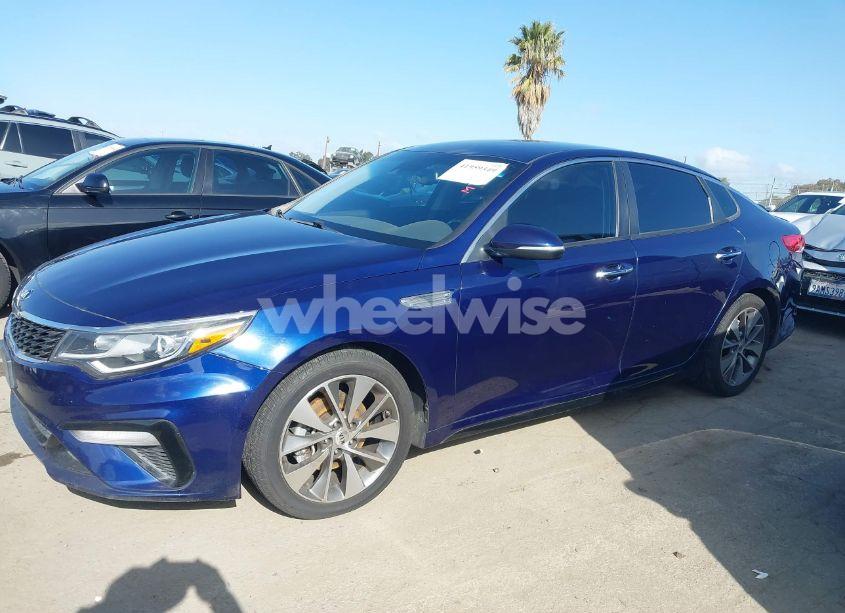 Photo 14 of 2019 Kia Optima S (VIN 5XXGT4L34KG296578)