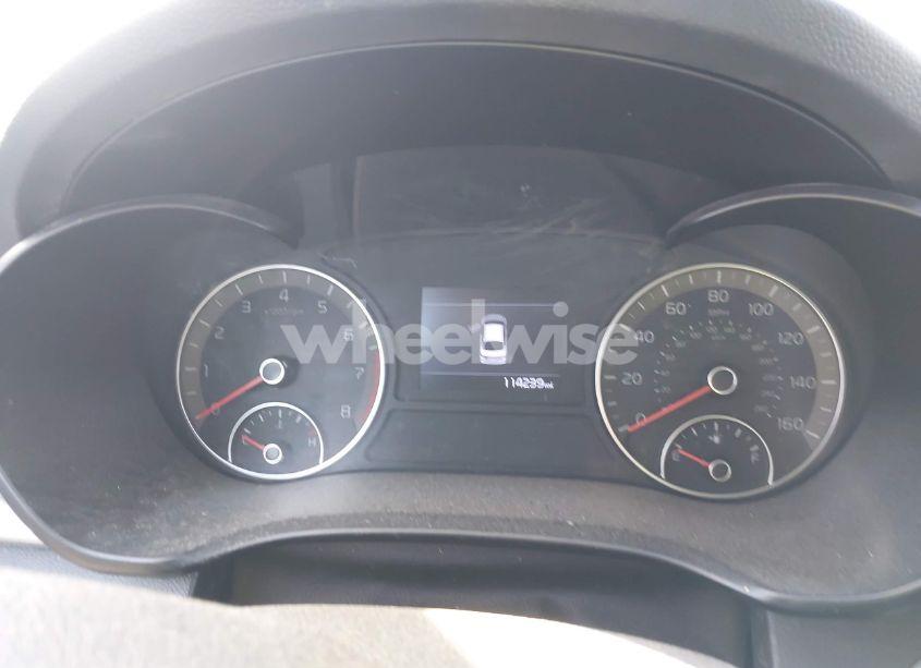 Photo 7 of 2019 Kia Optima S (VIN 5XXGT4L34KG296578)