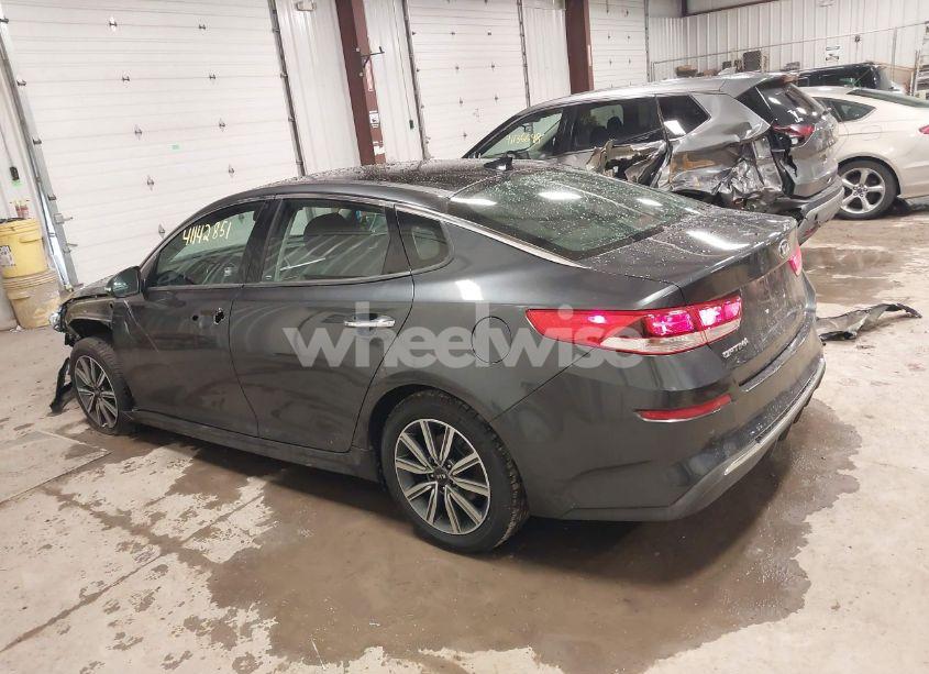 Photo 14 of 2019 Kia Optima LX (VIN 5XXGT4L34KG299478)