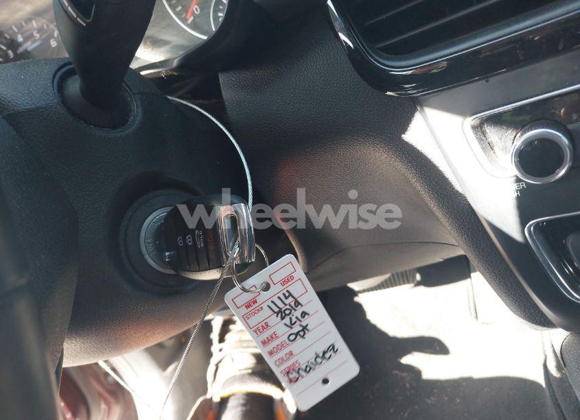 Photo 11 of 2019 Kia Optima LX (VIN 5XXGT4L34KG300841)