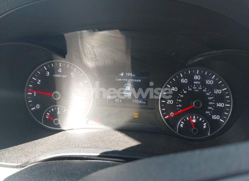 Photo 15 of 2019 Kia Optima LX (VIN 5XXGT4L34KG300841)