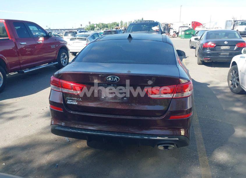 Photo 16 of 2019 Kia Optima LX (VIN 5XXGT4L34KG300841)