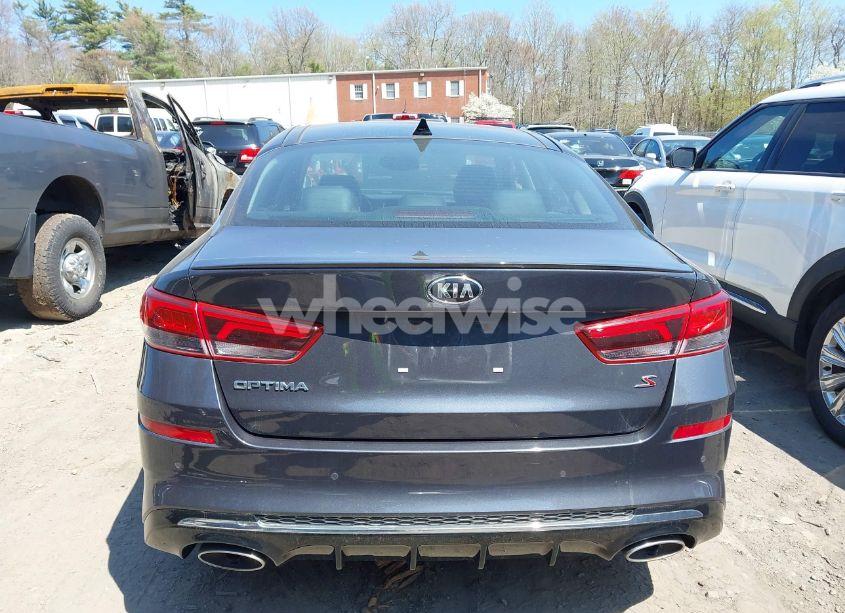 Photo 17 of 2019 Kia Optima S (VIN 5XXGT4L34KG302976)