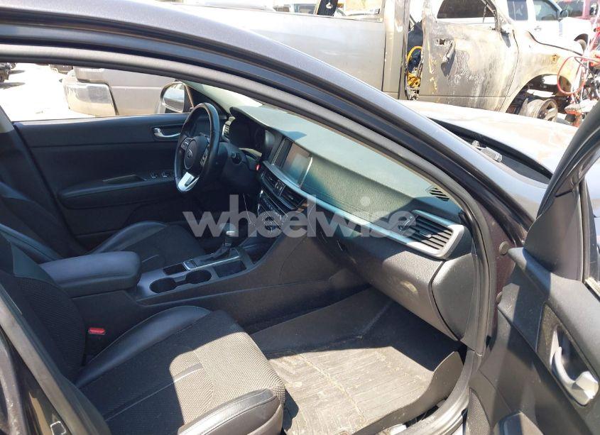 Photo 5 of 2019 Kia Optima S (VIN 5XXGT4L34KG302976)