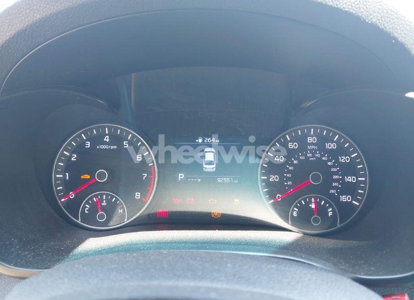 Photo 7 of 2019 Kia Optima S (VIN 5XXGT4L34KG302976)