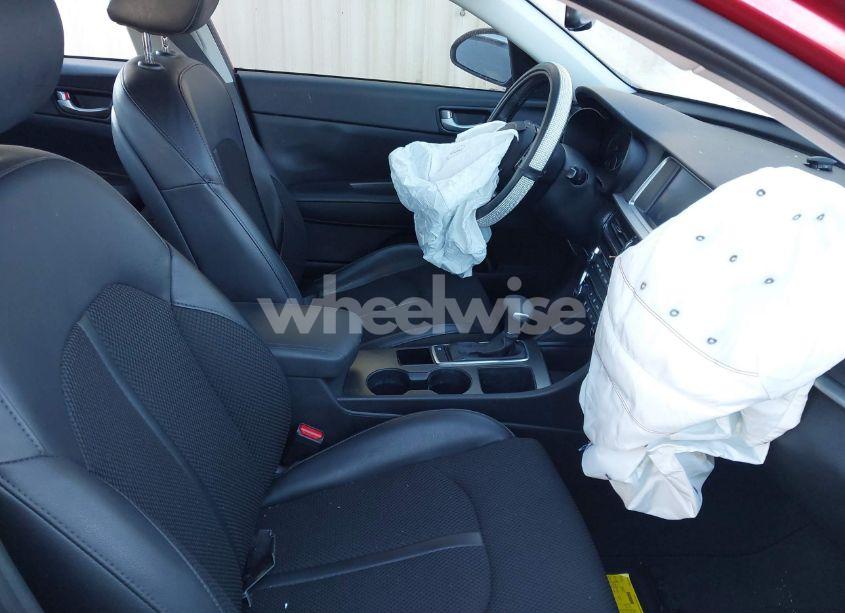 Photo 5 of 2019 Kia Optima S (VIN 5XXGT4L34KG313539)