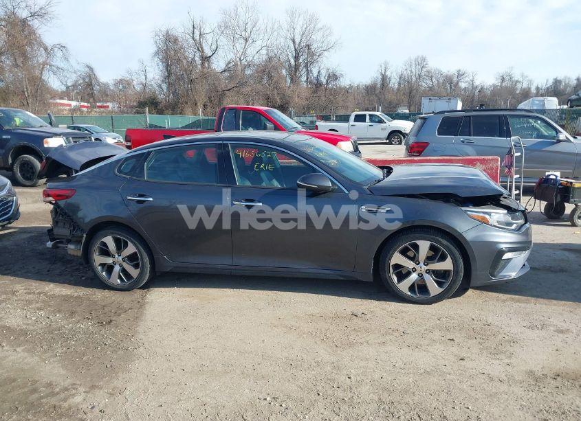 Photo 14 of 2019 Kia Optima S (VIN 5XXGT4L34KG314075)