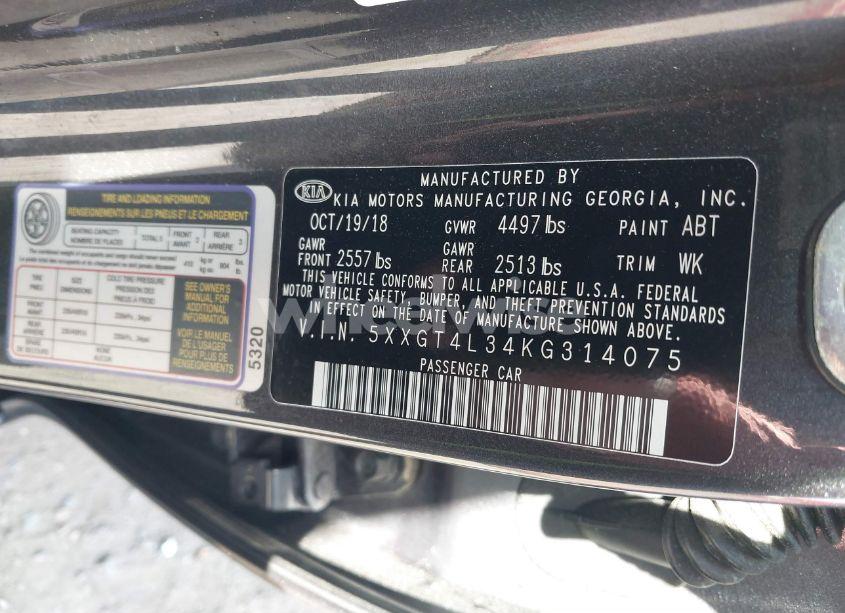 Photo 9 of 2019 Kia Optima S (VIN 5XXGT4L34KG314075)