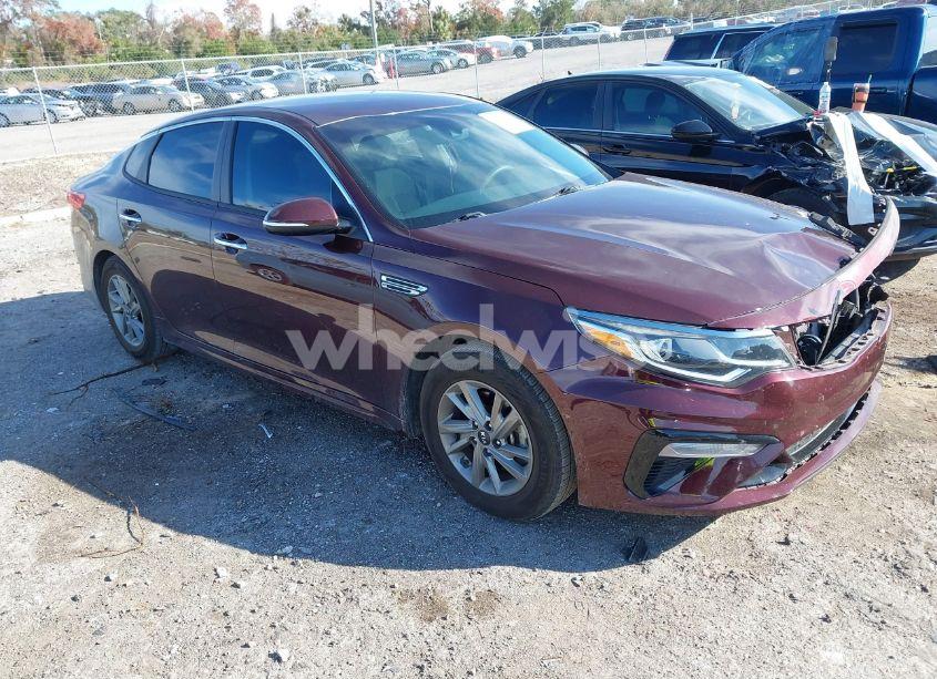 2019 Kia Optima LX (VIN 5XXGT4L34KG320880) main photo