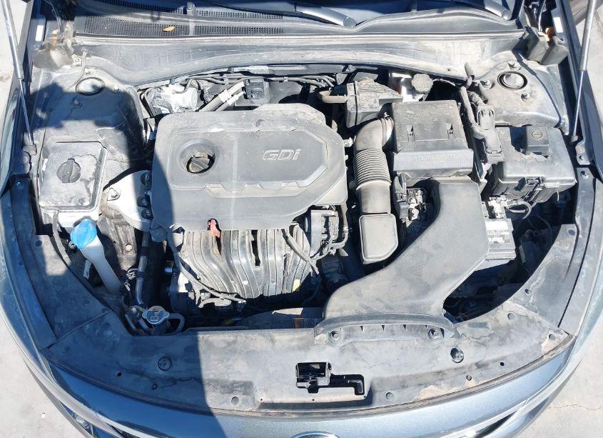 Photo 10 of 2019 Kia Optima S (VIN 5XXGT4L34KG325870)