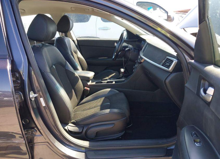 Photo 5 of 2019 Kia Optima S (VIN 5XXGT4L34KG325870)
