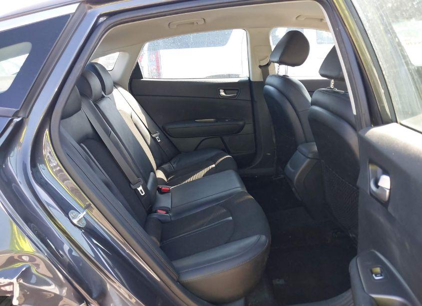 Photo 8 of 2019 Kia Optima S (VIN 5XXGT4L34KG325870)