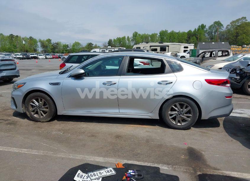 Photo 15 of 2019 Kia Optima LX (VIN 5XXGT4L34KG327439)