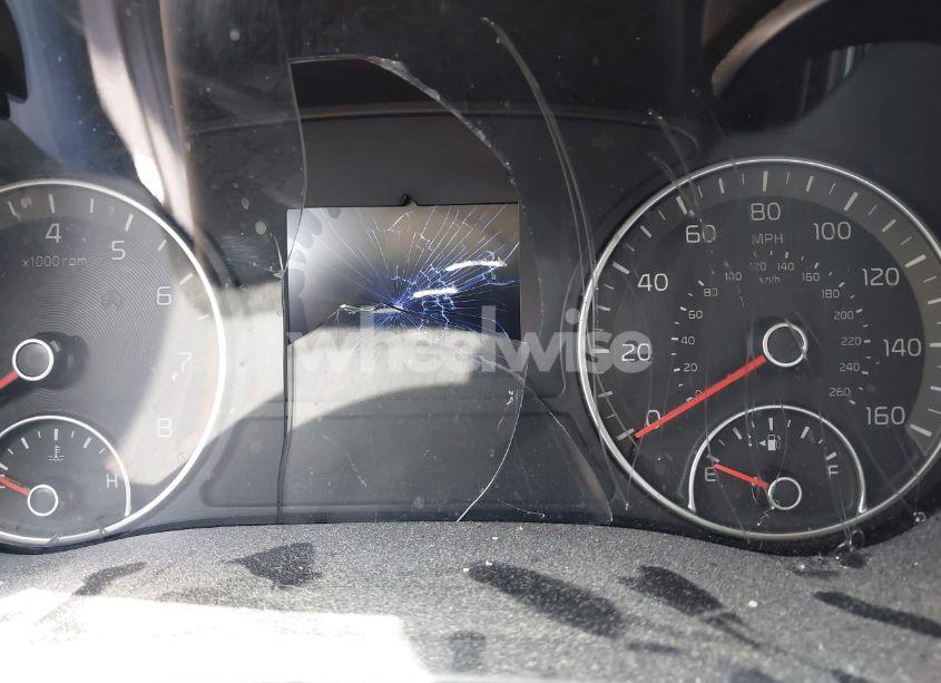 Photo 16 of 2019 Kia Optima LX (VIN 5XXGT4L34KG327439)