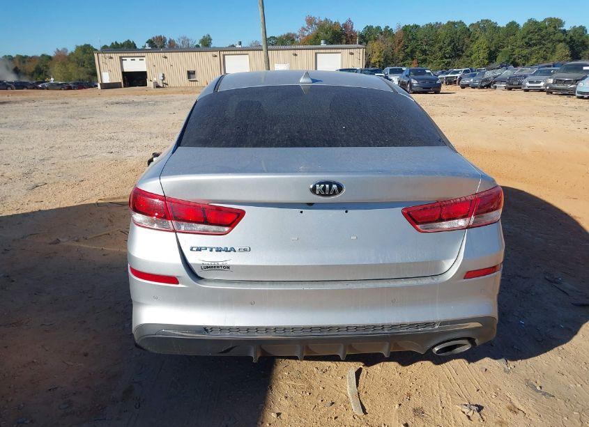 Photo 16 of 2019 Kia Optima LX (VIN 5XXGT4L34KG332186)