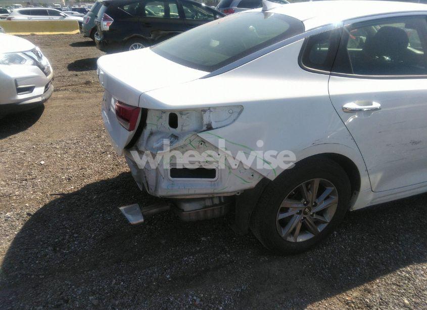 Photo 21 of 2019 Kia Optima LX (VIN 5XXGT4L34KG351563)