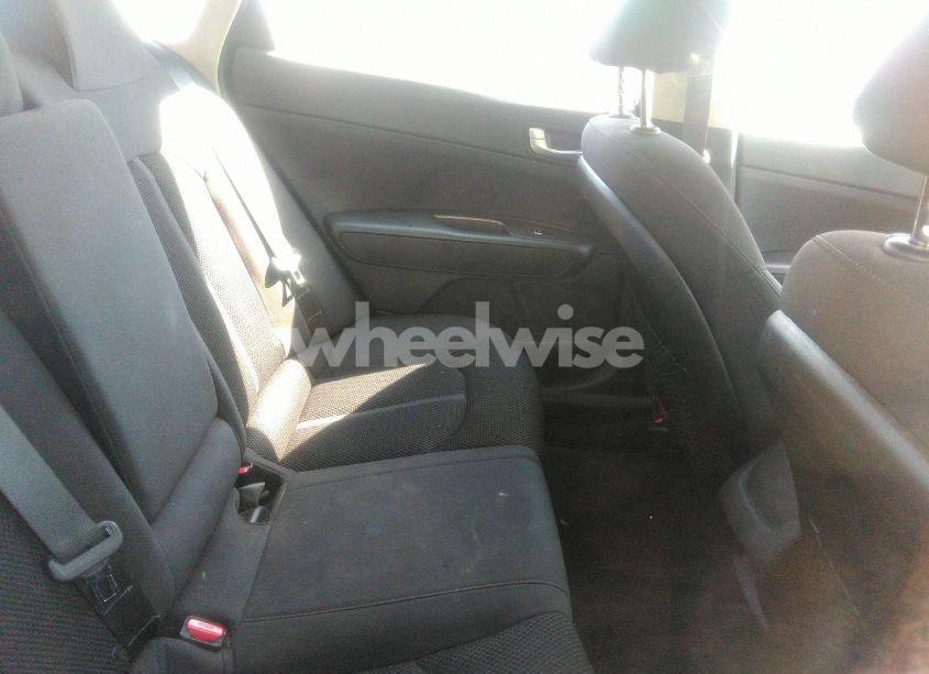 Photo 8 of 2019 Kia Optima LX (VIN 5XXGT4L34KG351563)