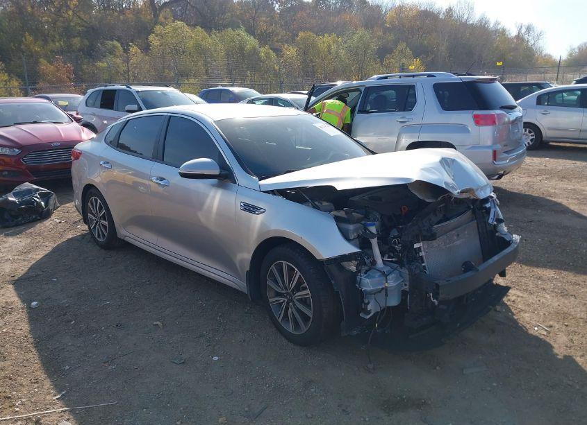 2019 Kia Optima LX (VIN 5XXGT4L34KG359887) main photo