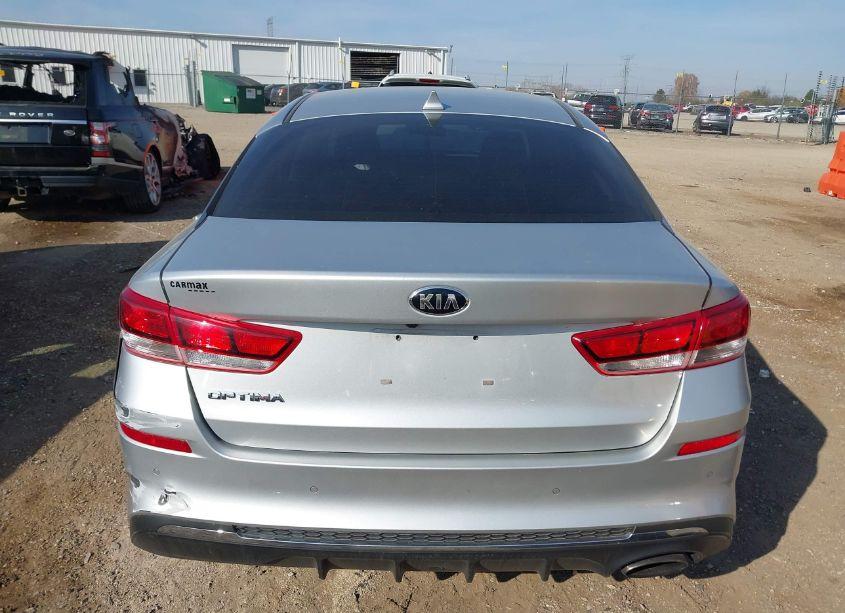 Photo 16 of 2019 Kia Optima LX (VIN 5XXGT4L34KG359887)