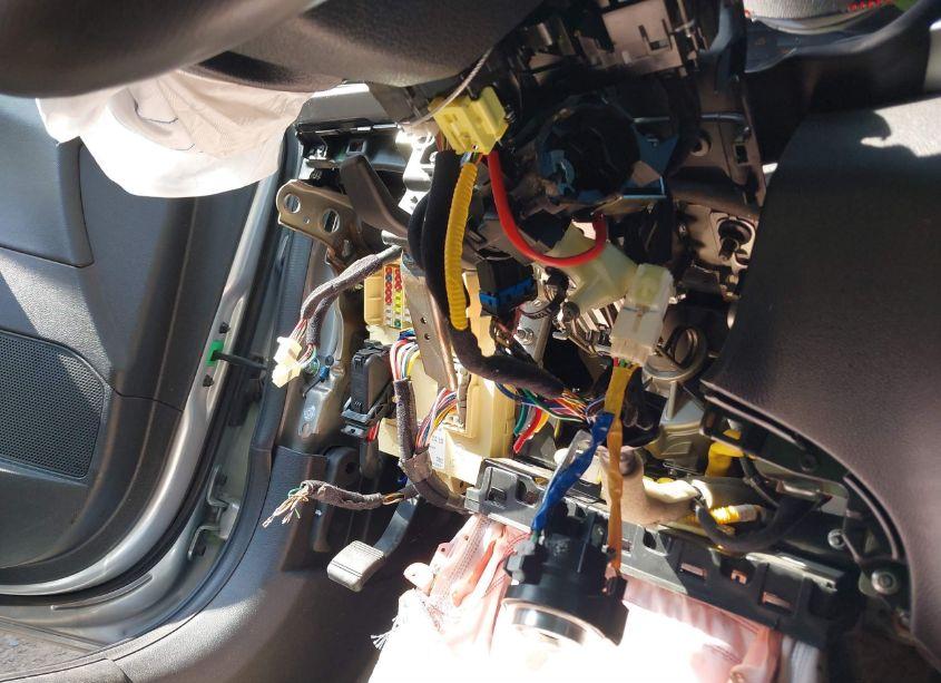 Photo 17 of 2019 Kia Optima LX (VIN 5XXGT4L34KG359887)