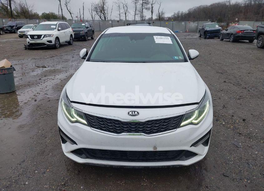 Photo 12 of 2019 Kia Optima LX (VIN 5XXGT4L34KG361588)