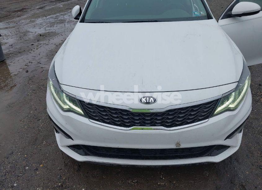 Photo 6 of 2019 Kia Optima LX (VIN 5XXGT4L34KG361588)
