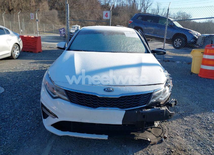 Photo 12 of 2019 Kia Optima LX (VIN 5XXGT4L34KG363812)