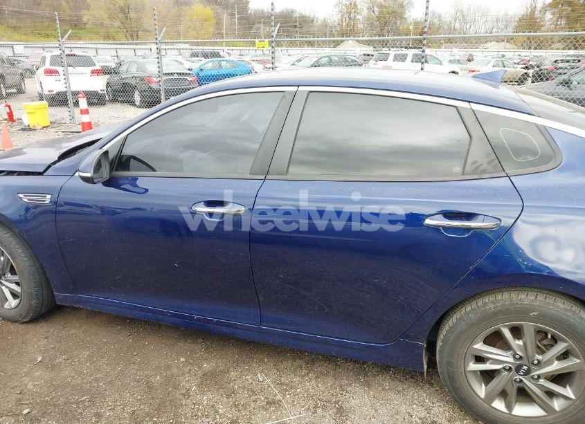 Photo 14 of 2019 Kia Optima LX (VIN 5XXGT4L34KG374647)