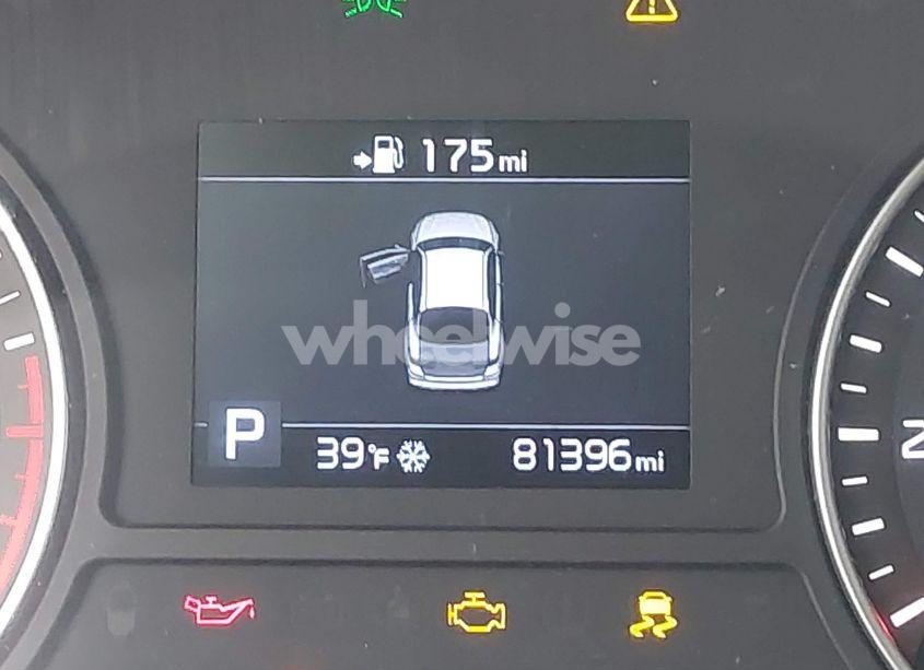 Photo 15 of 2019 Kia Optima LX (VIN 5XXGT4L34KG374647)