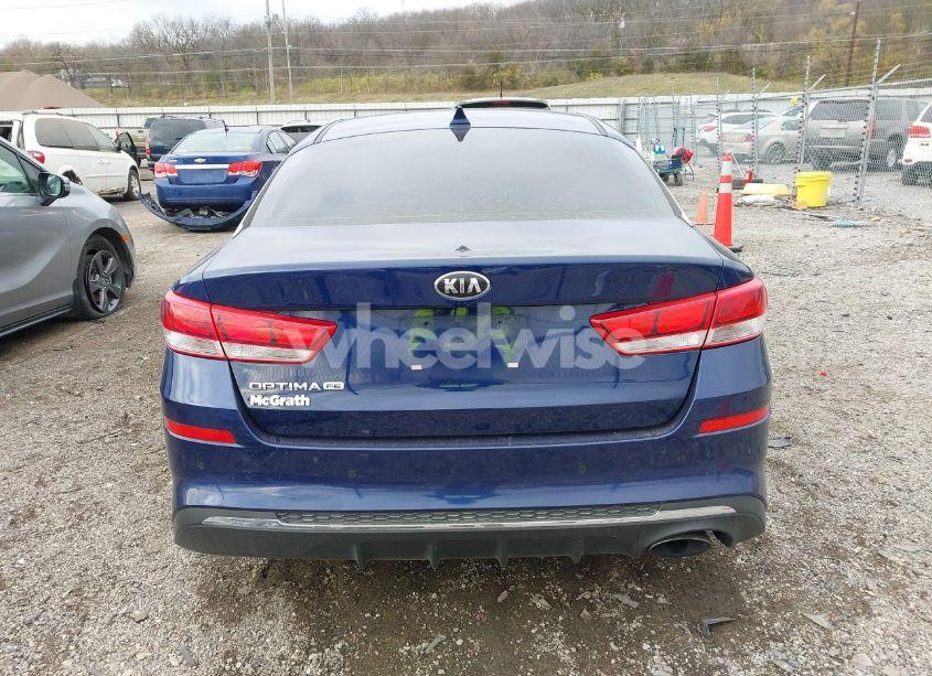 Photo 16 of 2019 Kia Optima LX (VIN 5XXGT4L34KG374647)