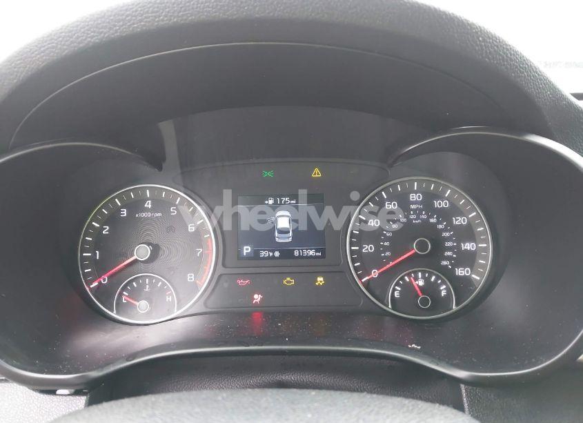 Photo 7 of 2019 Kia Optima LX (VIN 5XXGT4L34KG374647)