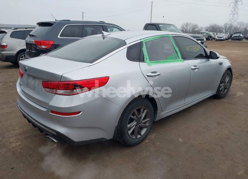 Photo 4 of 2019 Kia Optima LX (VIN 5XXGT4L34KG378553)