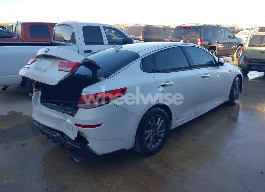 Photo 4 of 2020 Kia Optima LX (VIN 5XXGT4L34LG385603)