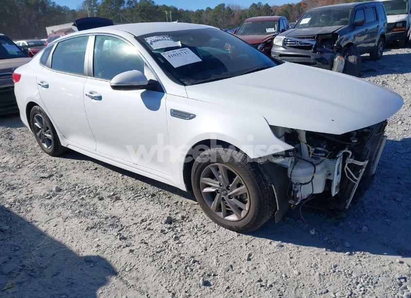 2020 Kia Optima LX (VIN 5XXGT4L34LG394639) main photo