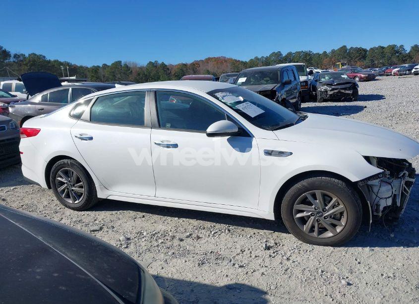 Photo 13 of 2020 Kia Optima LX (VIN 5XXGT4L34LG394639)