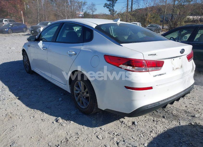 Photo 3 of 2020 Kia Optima LX (VIN 5XXGT4L34LG394639)