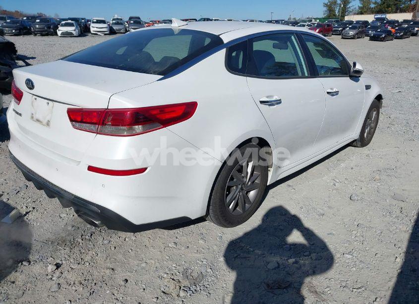 Photo 4 of 2020 Kia Optima LX (VIN 5XXGT4L34LG394639)
