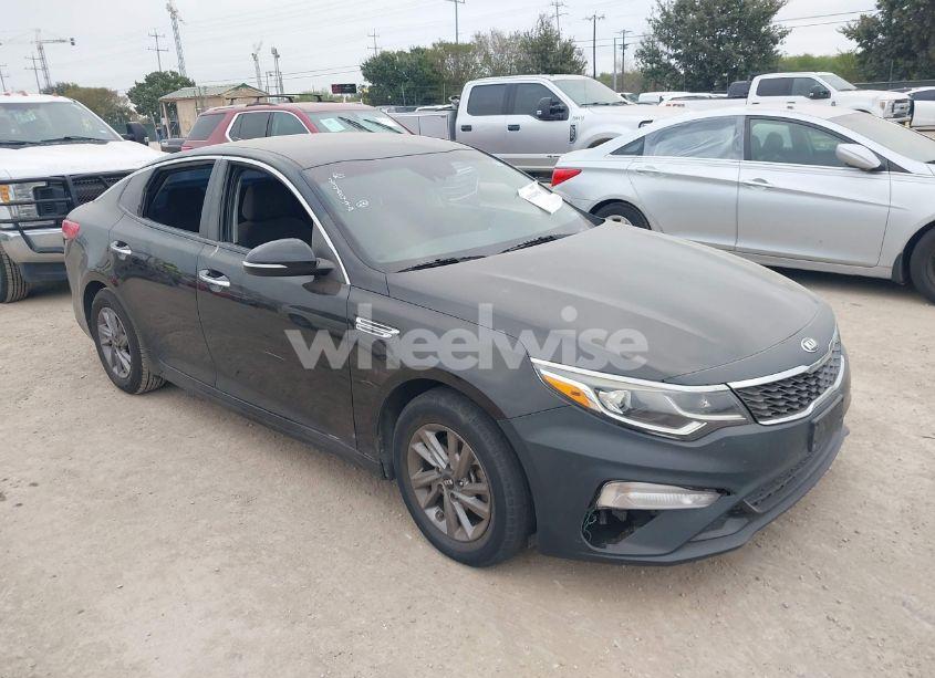 2020 Kia Optima LX (VIN 5XXGT4L34LG400939) main photo
