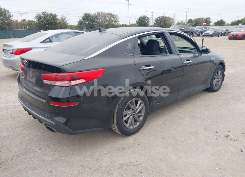 Photo 4 of 2020 Kia Optima LX (VIN 5XXGT4L34LG400939)