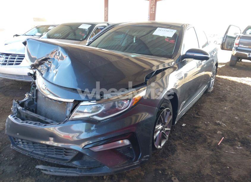 Photo 2 of 2020 Kia Optima LX (VIN 5XXGT4L34LG410127)