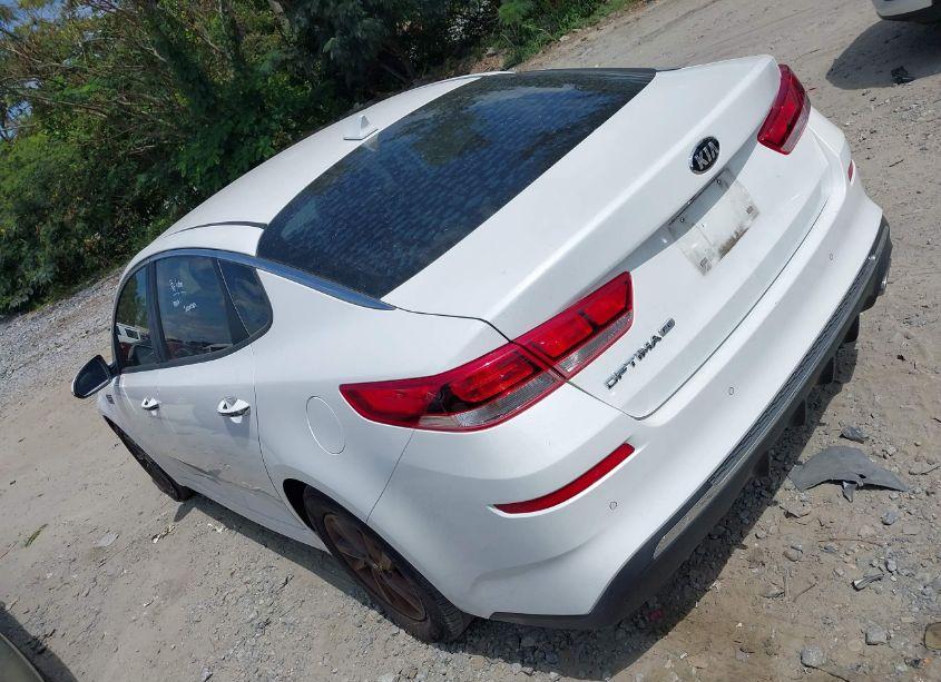 Photo 3 of 2020 Kia Optima LX (VIN 5XXGT4L34LG410676)