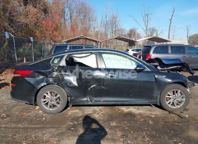 Photo 12 of 2020 Kia Optima LX (VIN 5XXGT4L34LG419670)